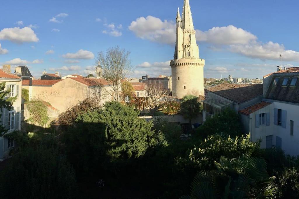 Ferienwohnung Vue Superbe Sur Tour De La Lanterne T2 Avec Terrasse Remparts 2 La Rochelle  Exterior foto